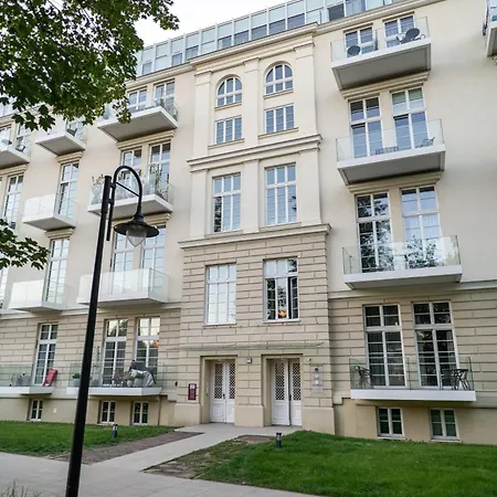 Bright Loft With River View - Old Town - *