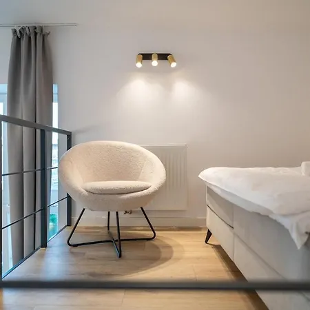 Bright Loft With River View - Old Town - Апартаменти Вроцлав