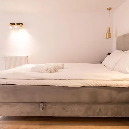 Bright Loft With River View - Old Town - * Вроцлав