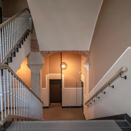 Bright Loft With River View - Old Town -